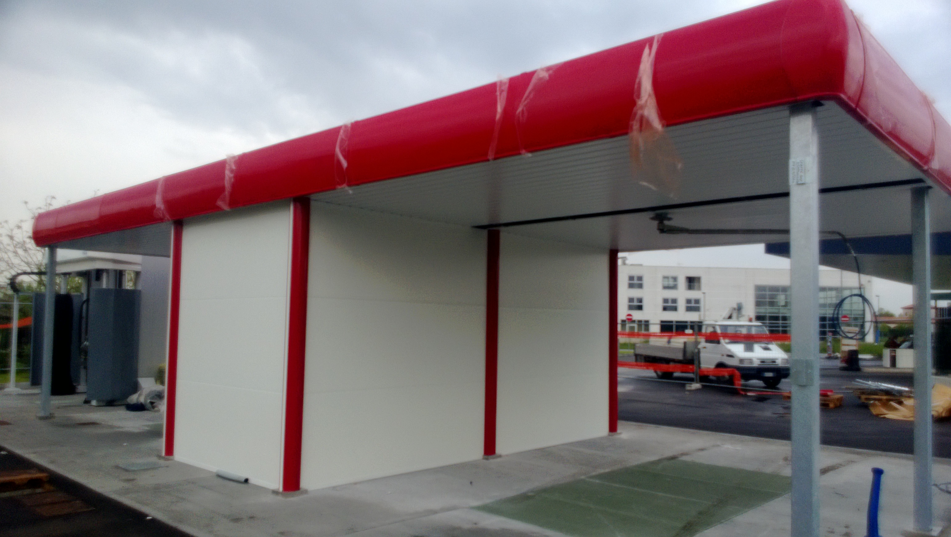 Struttura per auolavaggio casalserugo