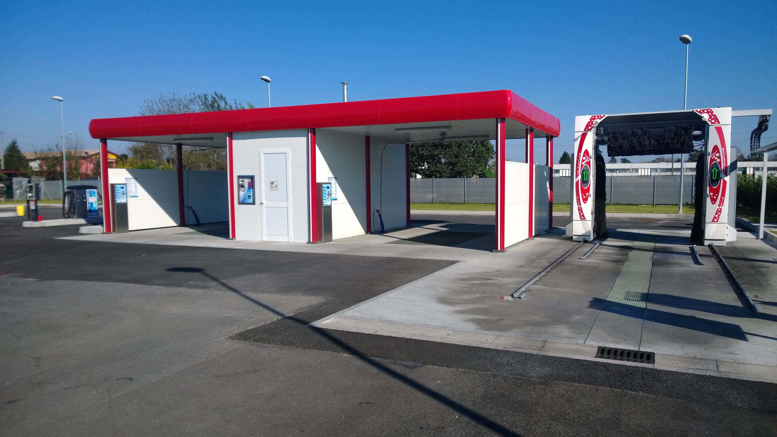 Struttura per Autolavaggio Casalserugo (Padova)